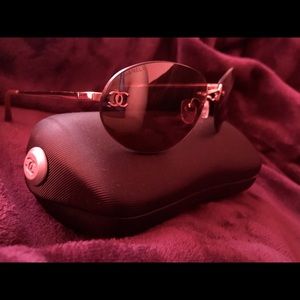 Beautiful Chanel Sunglasses!! 💯 Authentic